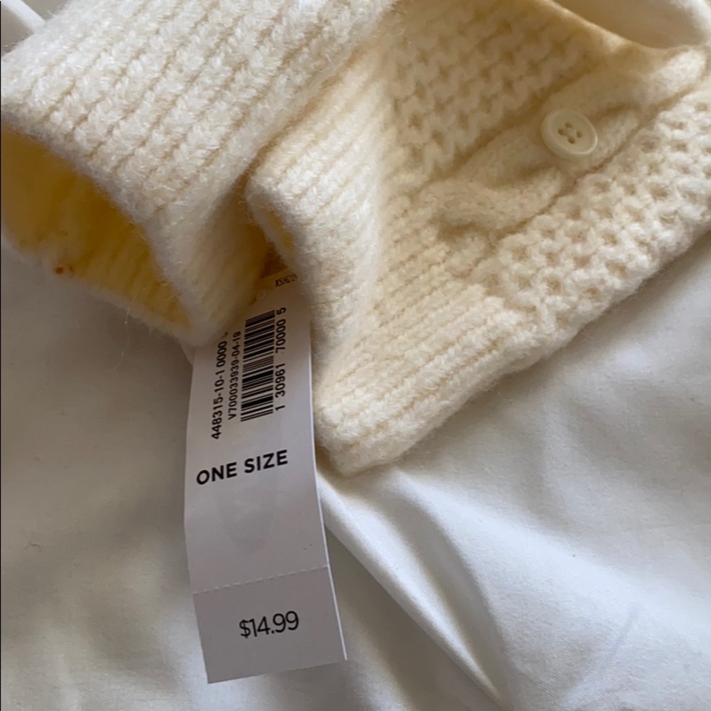 NWT! Two Pair Bundle Old Navy cute gloves for Fall - Picture 3 of 3